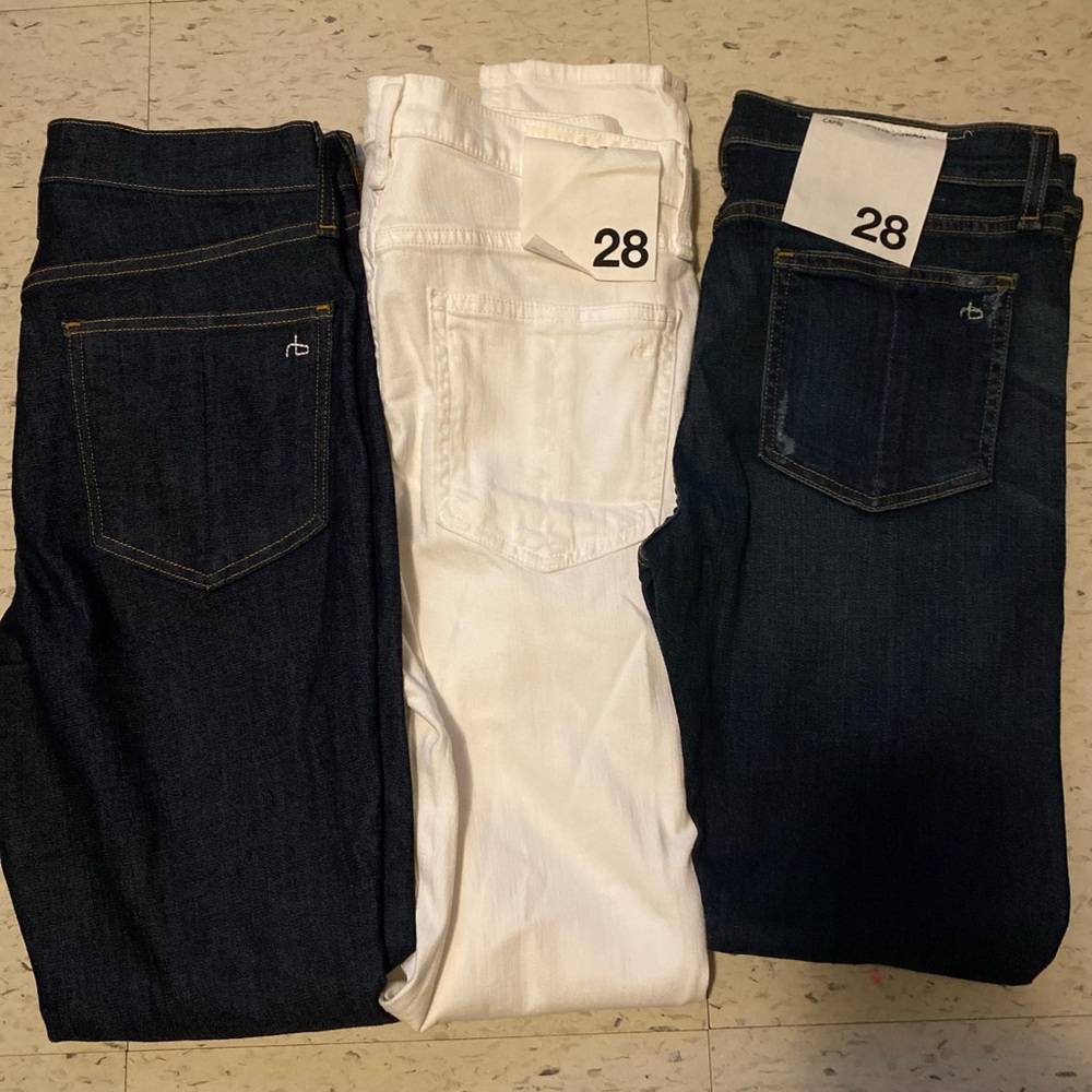 Rag & bone jeans
New!
Size 28
2 navy blue and 1 white
3 for $120or $45each